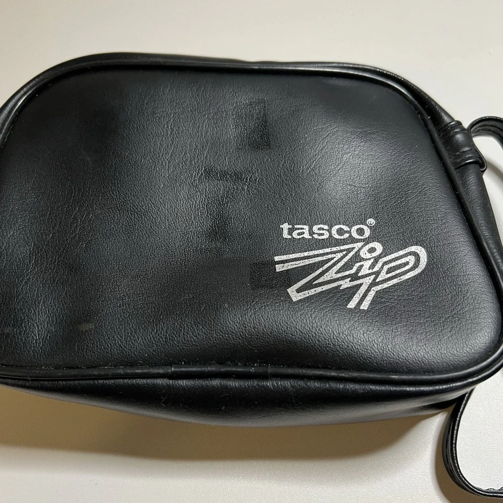 TASCO Zip 2001 Binoculars‎ w/Soft Case, 7x35mm Wide Angle, 500 Ft/1000 Yds.